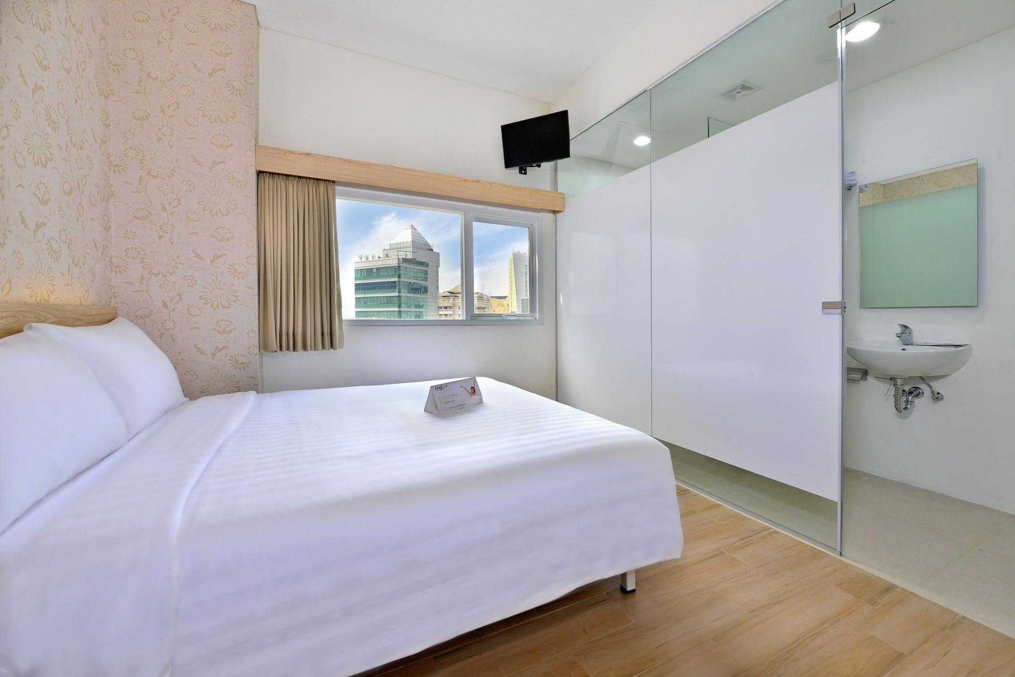Whiz Hotel Falatehan Jakarta Exterior foto