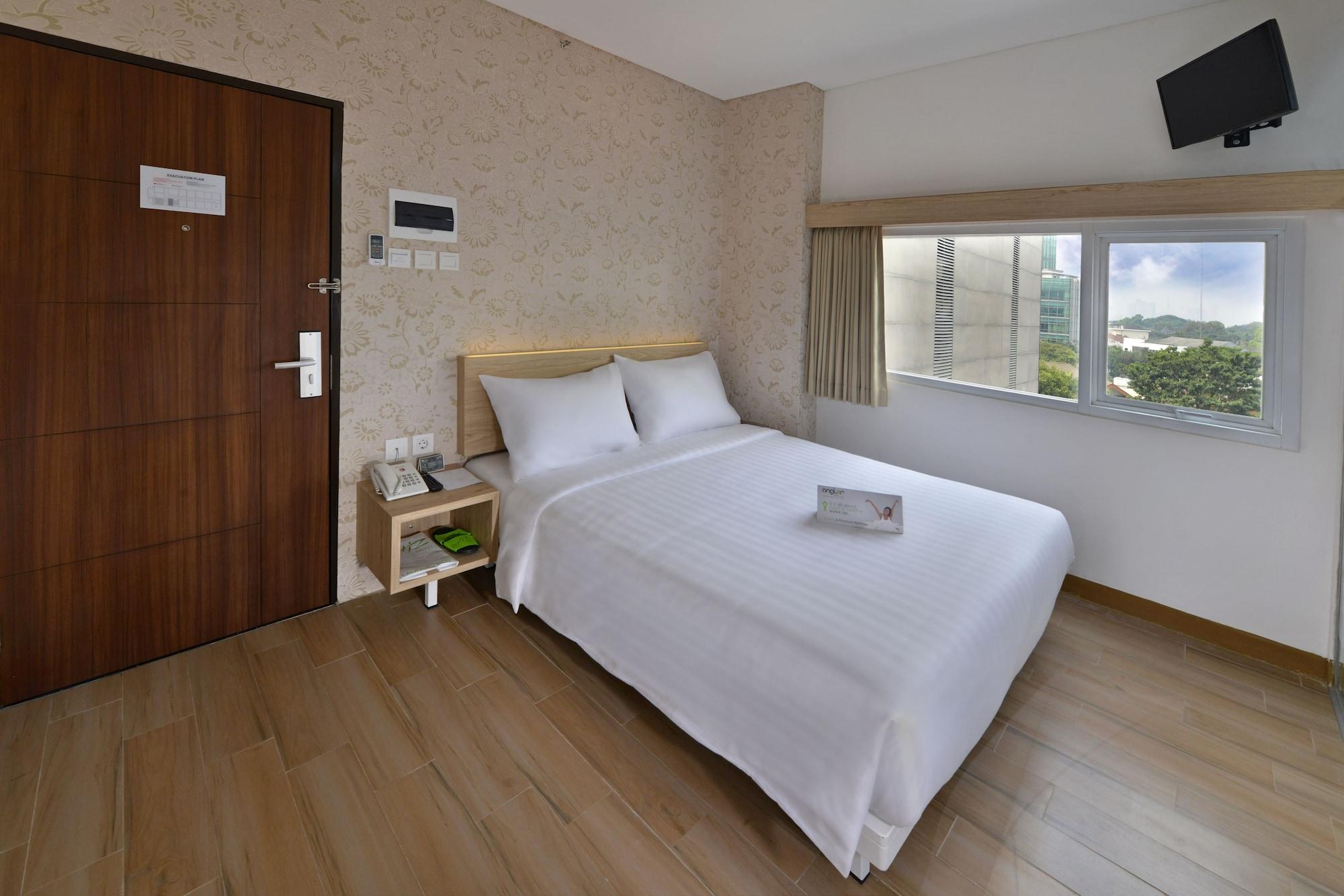 Whiz Hotel Falatehan Jakarta Exterior foto
